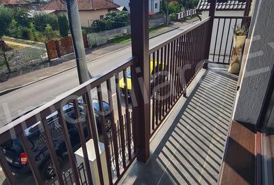 Casă cu 4 camere cu Teren 50 Mp în Central