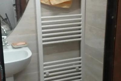 Apartament cu 2 camere decomandat în Teilor