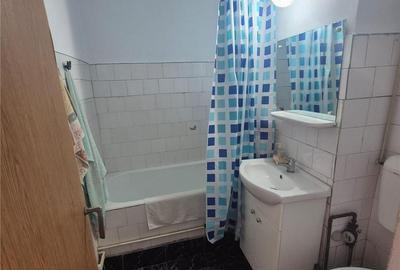 Apartament cu 4 camere semidecomandat în Central - 7