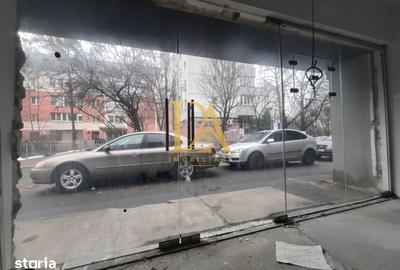 Spațiu comercial, de 20 mp, în Titan