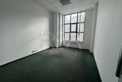 Spațiu comercial, de 1,135.8000488281 mp, în P-ța Alba Iulia - 5