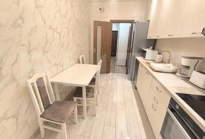 Apartament cu 2 camere decomandat în Central - 3