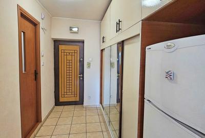 Garsonieră decomandată în Vitan - 3