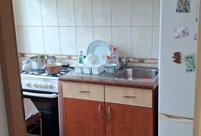 Garsonieră în Apărătorii Patriei