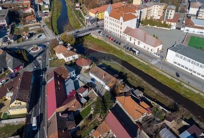 Spațiu comercial, de 200 mp, în Central - 16
