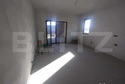 Casă cu 5 camere cu Teren 1500 Mp în Jelna - 1