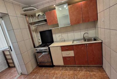 Apartament cu 3 camere decomandat în Central - 2