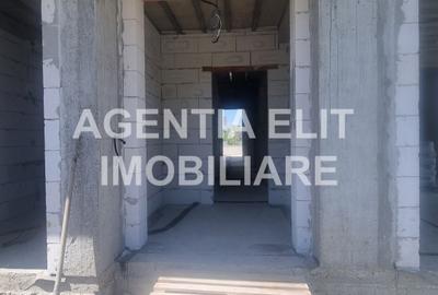 Casă cu 3 camere cu Canalizare în Central - 7