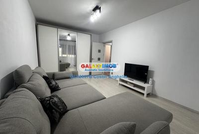 Apartament cu 3 camere decomandat, mobilat în Decebal