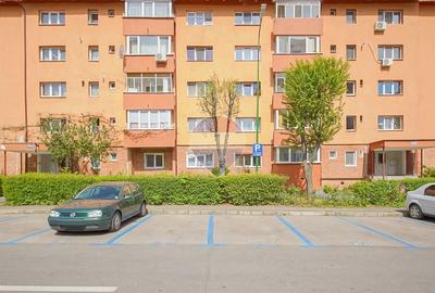 Apartament cu 2 camere decomandat, mobilat în Răcădău