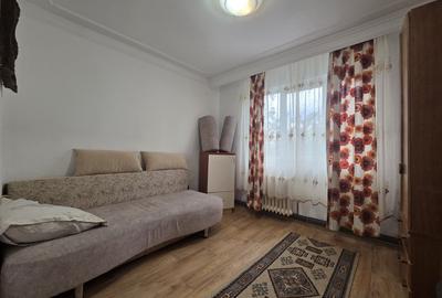Apartament cu 2 camere decomandat, mobilat în Mircea cel Bătrân