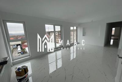 Penthouse cu 4 camere decomandat în Kogălniceanu - 1
