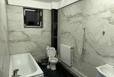 Apartament cu 2 camere decomandat în Pârneava