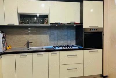 Casă cu Teren 500 Mp în Central