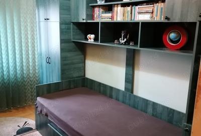 Apartament cu 3 camere decomandat în Caracal - 2