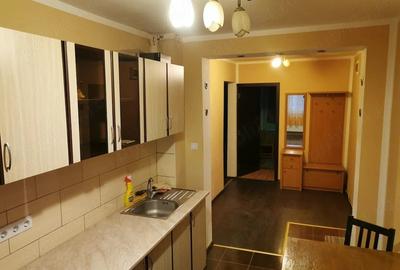 Apartament cu 3 camere decomandat în Vitrometan - 1