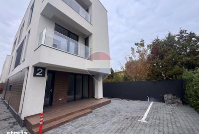 Casă cu 6 camere cu Teren 570 Mp în Central