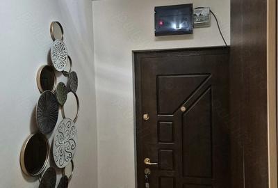 Apartament cu 3 camere decomandat, mobilat în Central