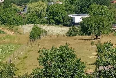 Teren Construcții intravilan de 2000 mp, în Nord-Est