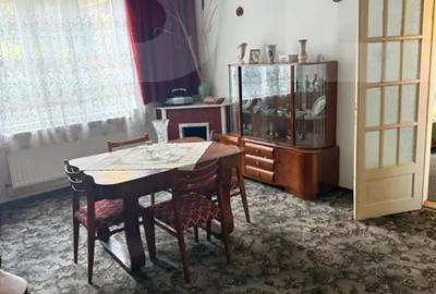 Casă cu 4 camere cu Teren 537 Mp în Central - 6