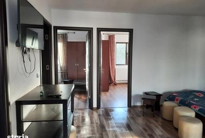 Casă cu 10 camere cu Teren 300 Mp în Central