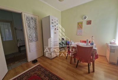 Casă cu 4 camere cu Canalizare în Central - 14