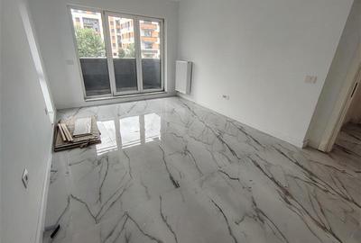 Apartament cu 3 camere decomandat în Tractorul - 2
