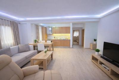 Apartament cu 4 camere decomandat, mobilat în Europa