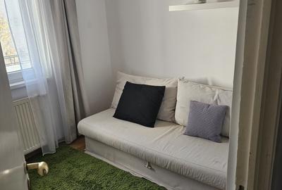 Apartament cu 4 camere semidecomandat în Grigorescu