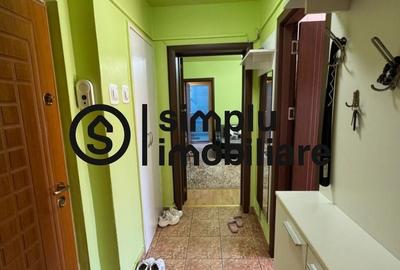 Apartament cu 3 camere în Brazda lui Novac
