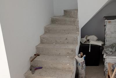 Duplex cu 5 camere cu Teren 200 Mp în Roșia - 8