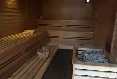 Apartament cu 3 camere decomandat în Băneasa