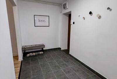Apartament cu 3 camere semidecomandat, mobilat în Giulești - 1