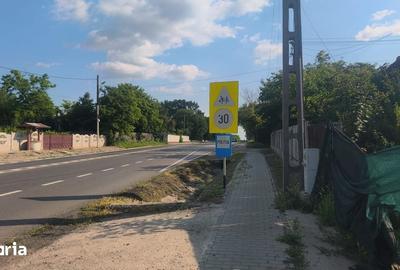 Casă cu Teren 463 Mp în Costești - 10