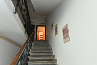 Apartament cu 4 camere decomandat în P-ța Sfinții Voievozi - 3