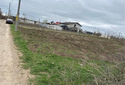 Teren de 1850 mp, în Pechea - 2