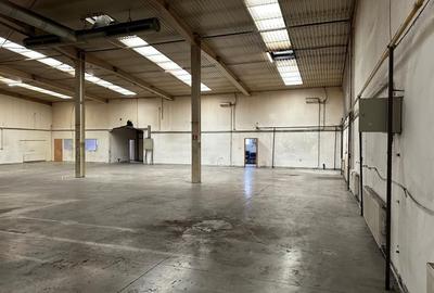 Spațiu industrial, de 596 mp, în UTA - 5