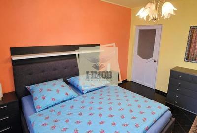 Casă cu 4 camere decomandat în Central