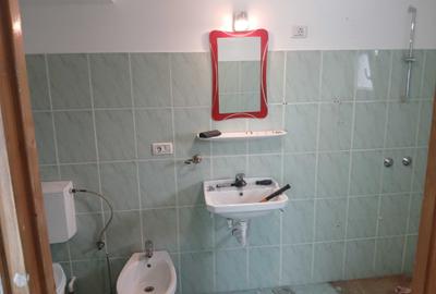Casă cu 3 camere în Fălticeni