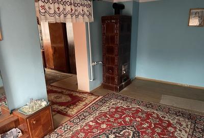 Casă cu 4 camere în Exterior Vest