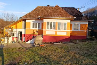 Casă individuală cu 3 camere cu Teren 1000 Mp în Bereni