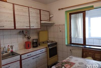 Apartament cu 2 camere decomandat în Exterior Vest
