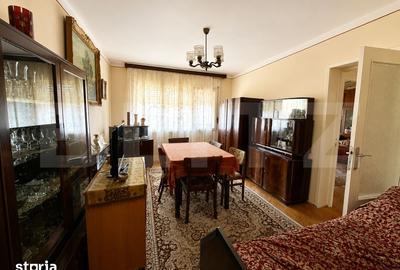 Apartament cu 4 camere în Micro 15
