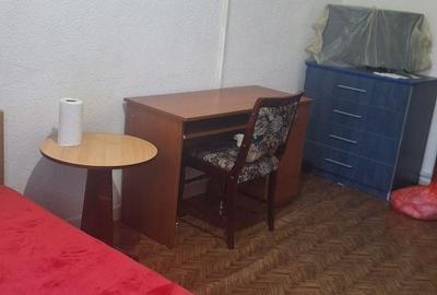 Garsonieră decomandată în Micro 38 - 1