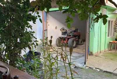 Casă cu 4 camere cu Teren 18 Mp în Sânpetru Almașului