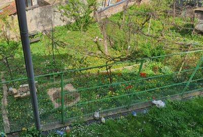 Casă cu 4 camere în Central - 2