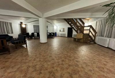 Spațiu comercial, de 350 mp, în Central - 2