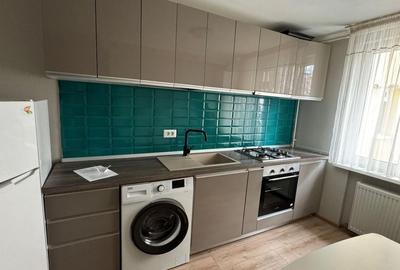 Apartament cu 2 camere decomandat în Precista