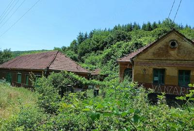 Teren de 4860 mp, în Slatina de Mureș - 1