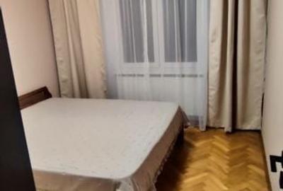 Apartament cu 2 camere decomandat în Scriitorilor